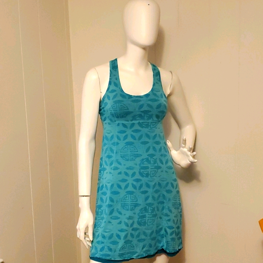 COPY - Sport built in bra dress